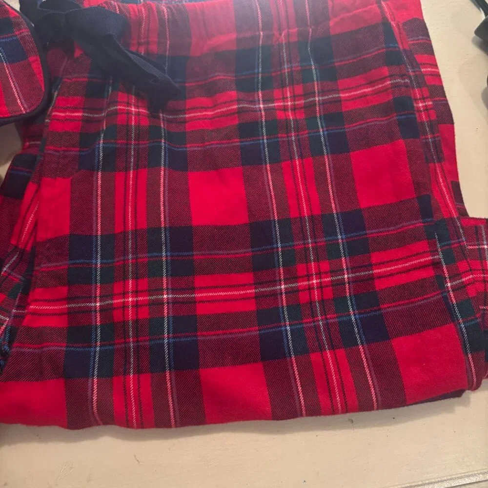 Vineyard Vine Women's Pajama/lounge set - Picture 3 of 4